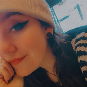 Meet your Posher, Hailey